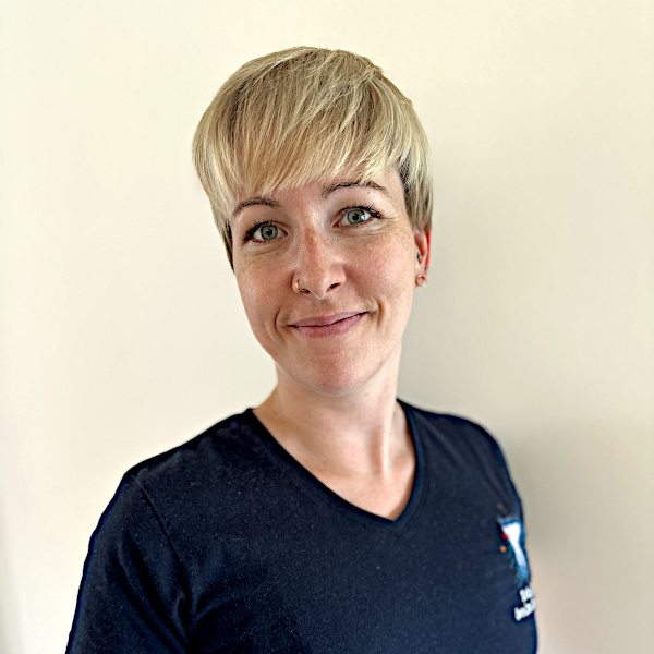 mitarbeiter_anja-uplegger
